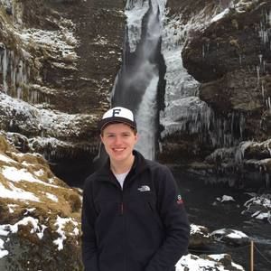 Meet your Posher, Riley